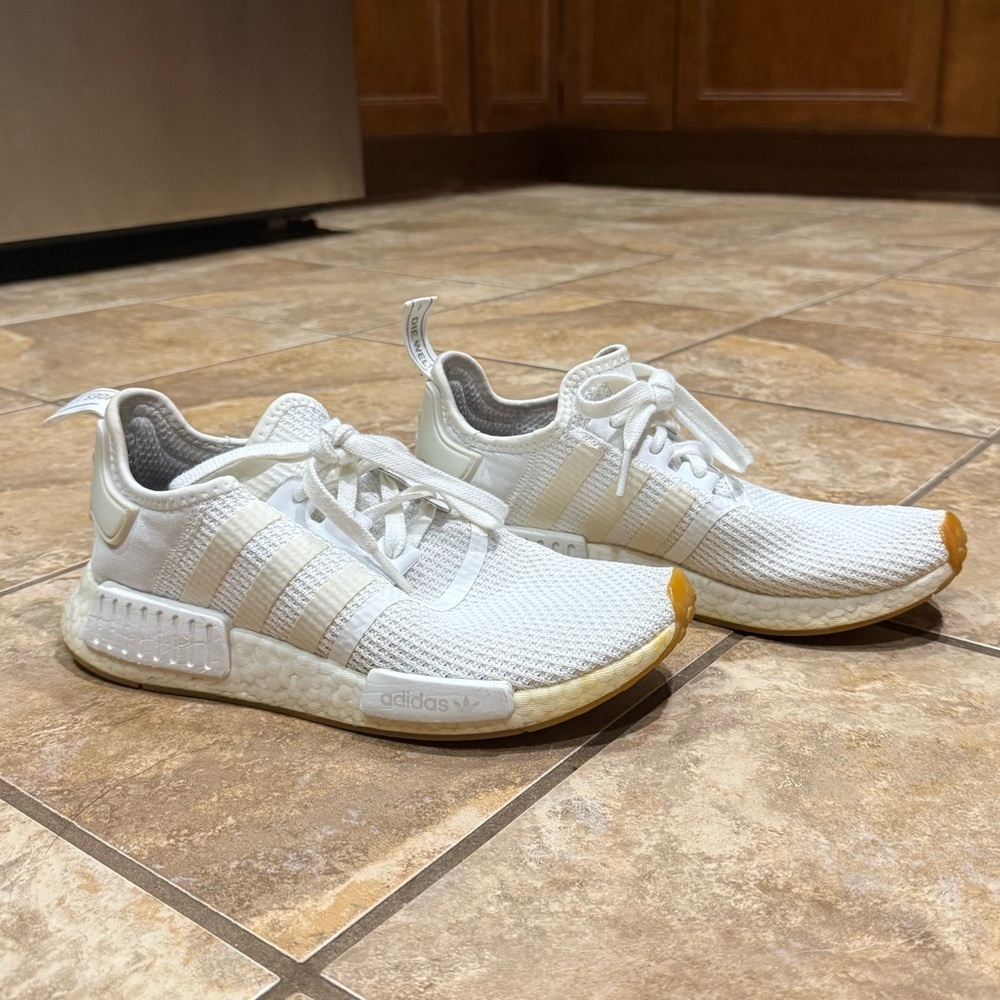 Adidas NMD-R1 RARE
